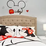 Luxury Townhouses 18 Minutes Away From Disney!