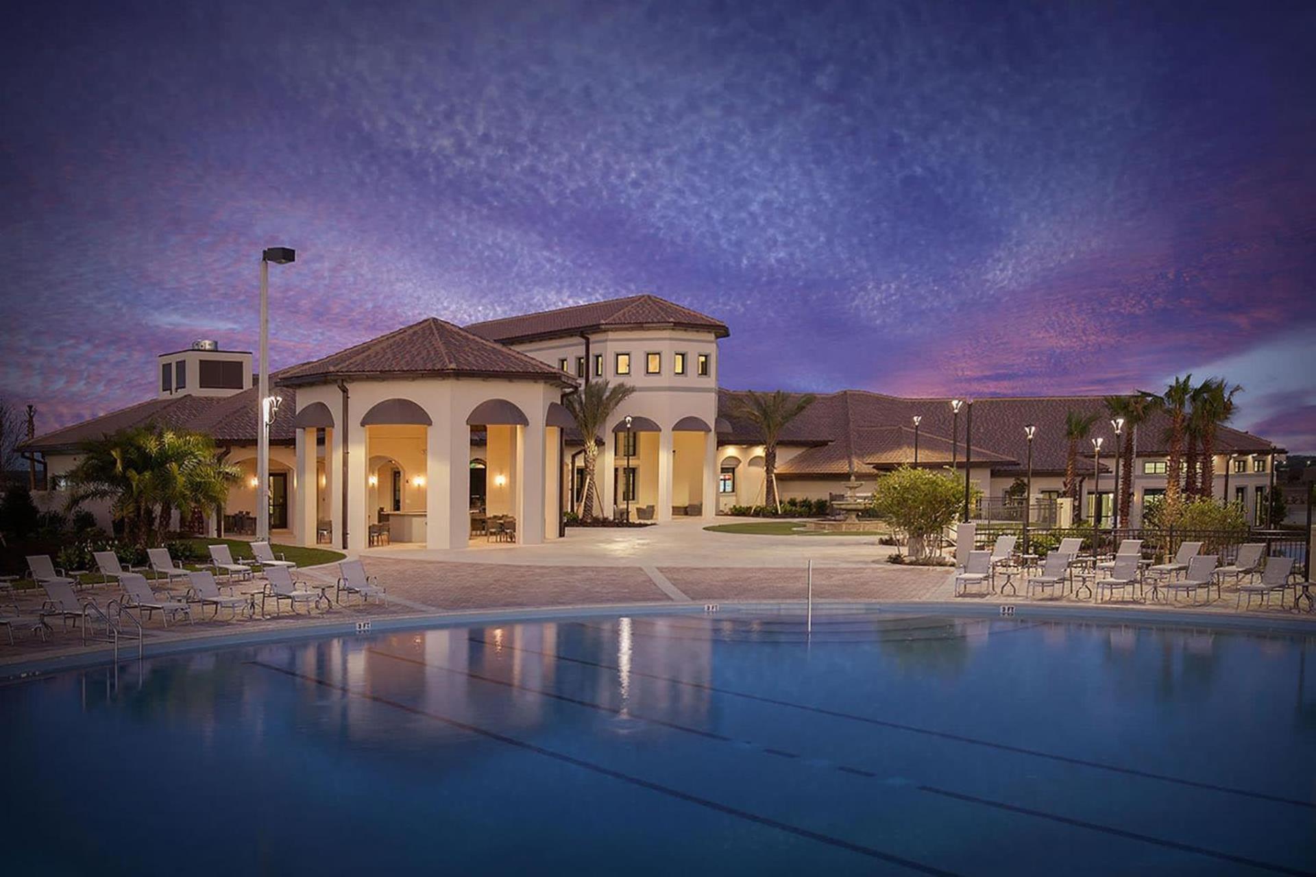 Luxury 18 Minutes Away From Disney! * Kissimmee
